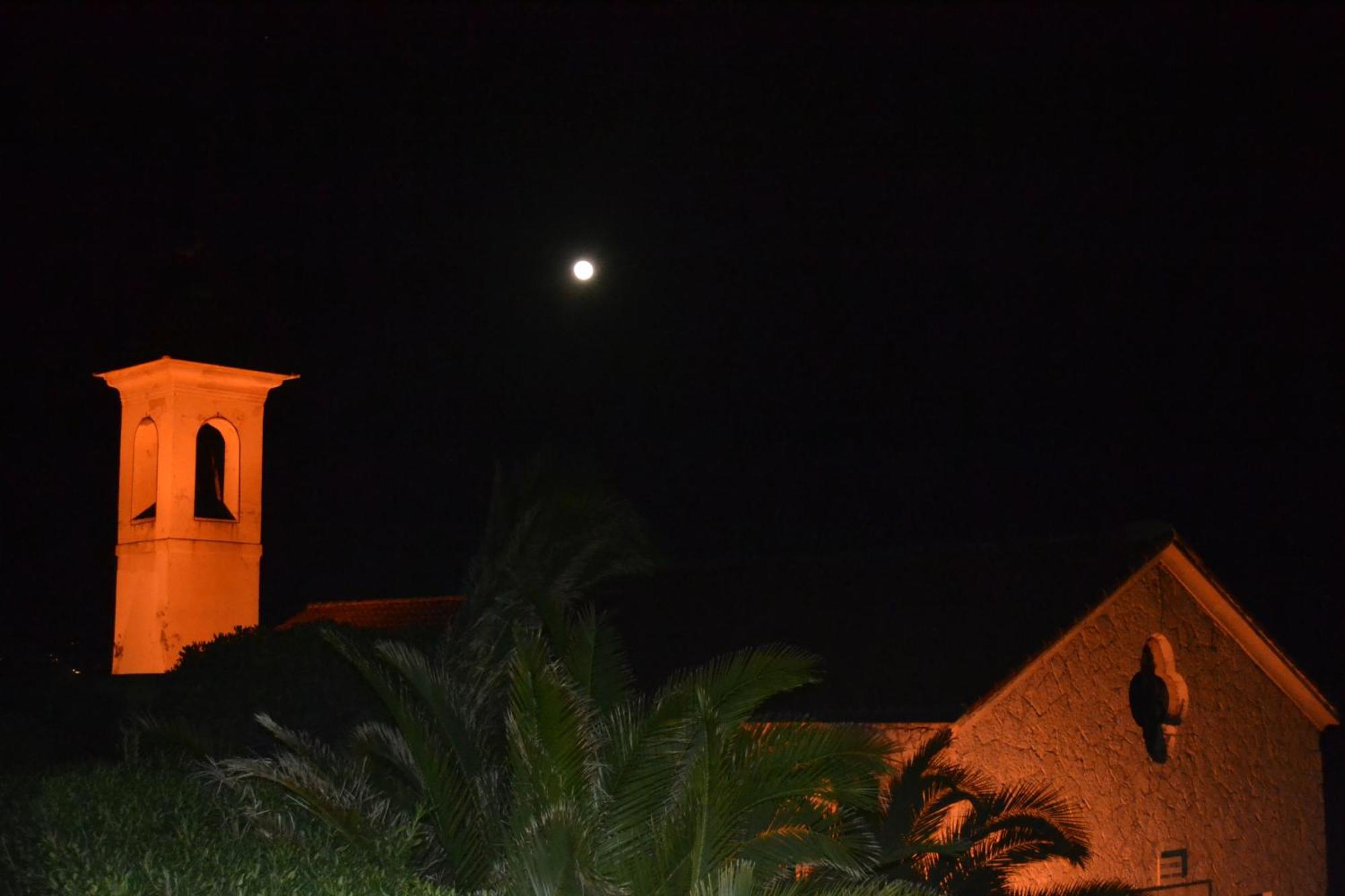 Hotel Piccolo Lido Bordighera Exterior photo