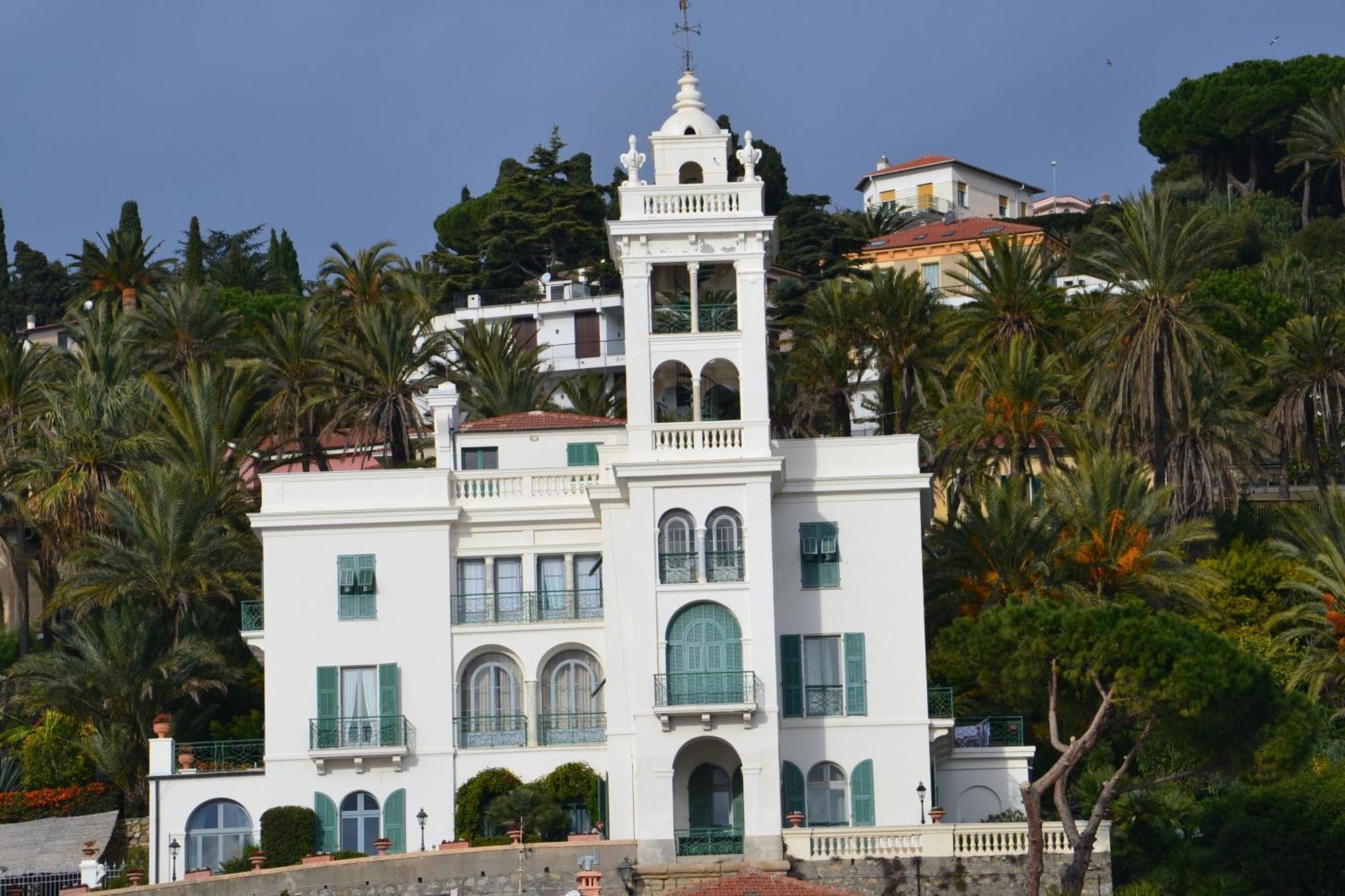 Hotel Piccolo Lido Bordighera Exterior photo